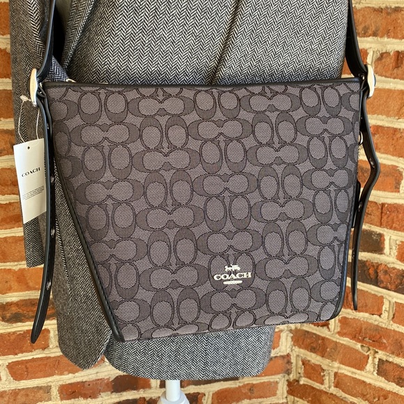 Coach Signature Black and Gray Shoulder Bag - Picture 2 of 6